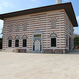 Velideba Koru Camii Yapm i