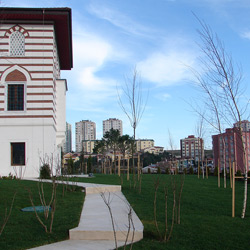 mer Nasuhi Bilmen Camii Yapm i