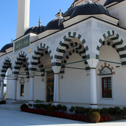 Velideba Koru Camii Yapm i