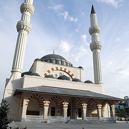 Hac Osman TORUN Camii Yapm i