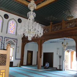 Velideba Koru Camii Yapm i